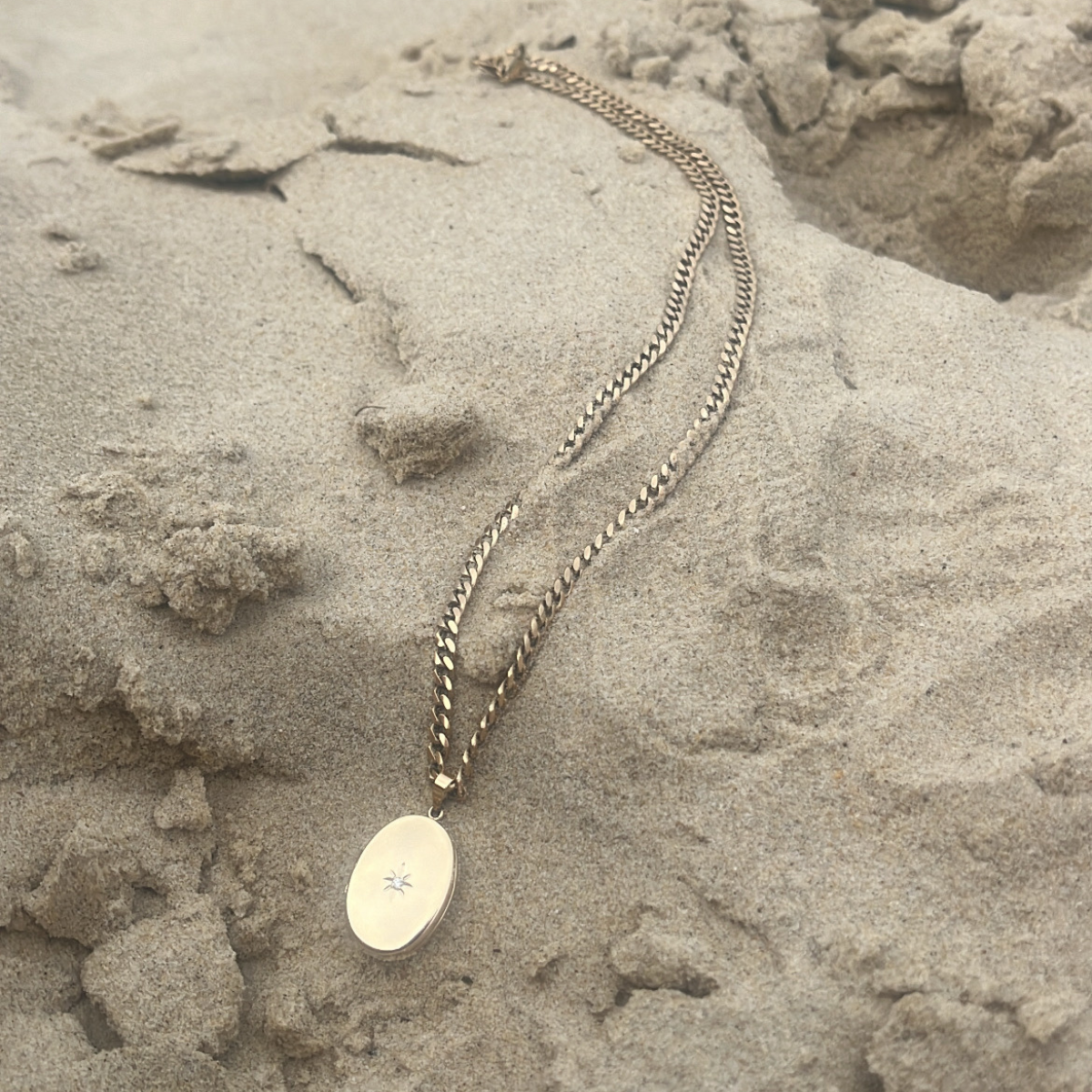 Eden Oval Diamond Photo Locket