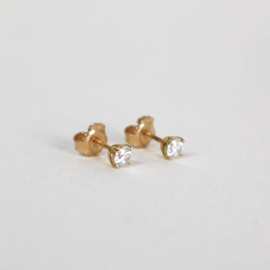 Diamond studs